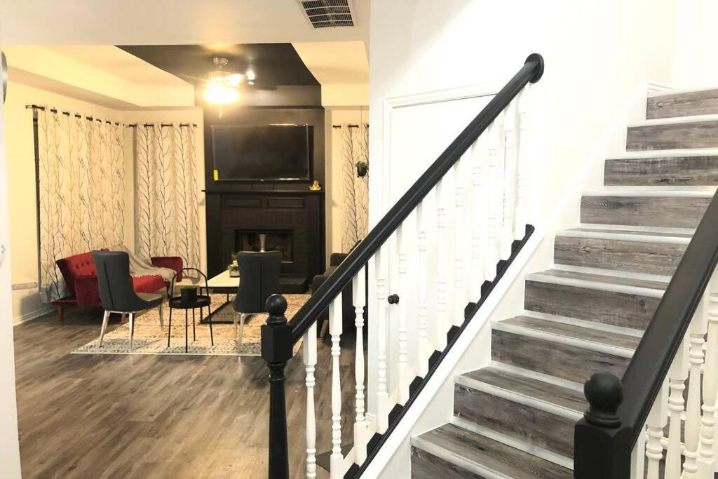 Remodeled Luxury With Proximity Villa Lewisville Eksteriør bilde